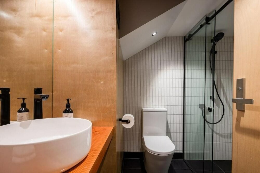 Фото The Thomas Gregg Apartments