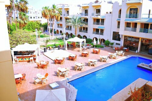 Гостиница La Perla Hotel в Хургаде