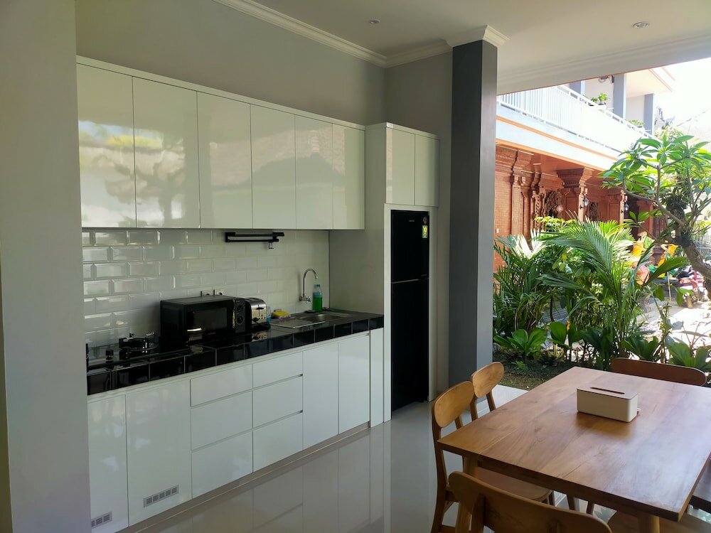 Фото Kubu Gena Guesthouse Canggu