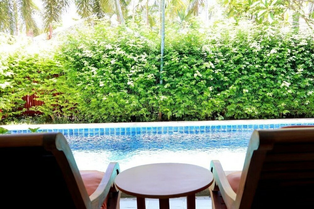 Фото Villa Raya Private Pool Villas Resort