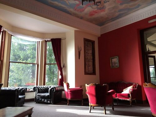 Гостиница Broomhall Castle в Аллоа