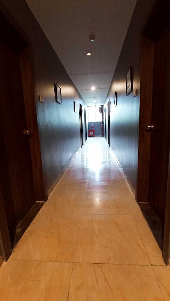 Фото Hotel Shree Shell Inn