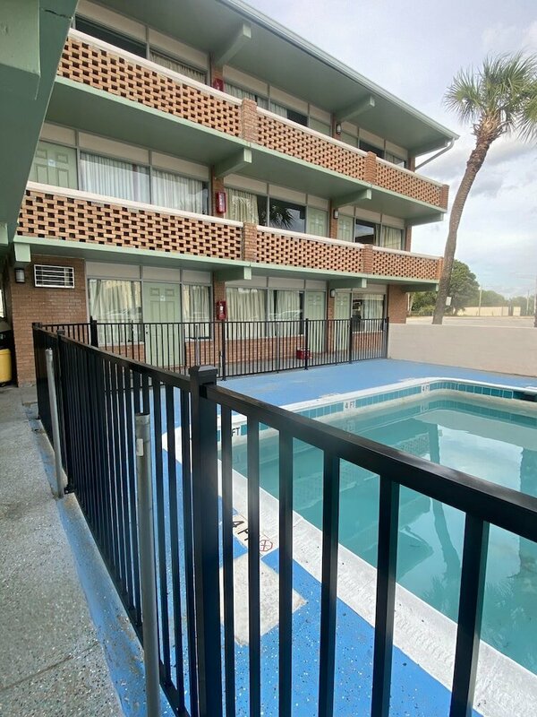 Гостиница Palms by the Beach Motel в Миртл-Бич