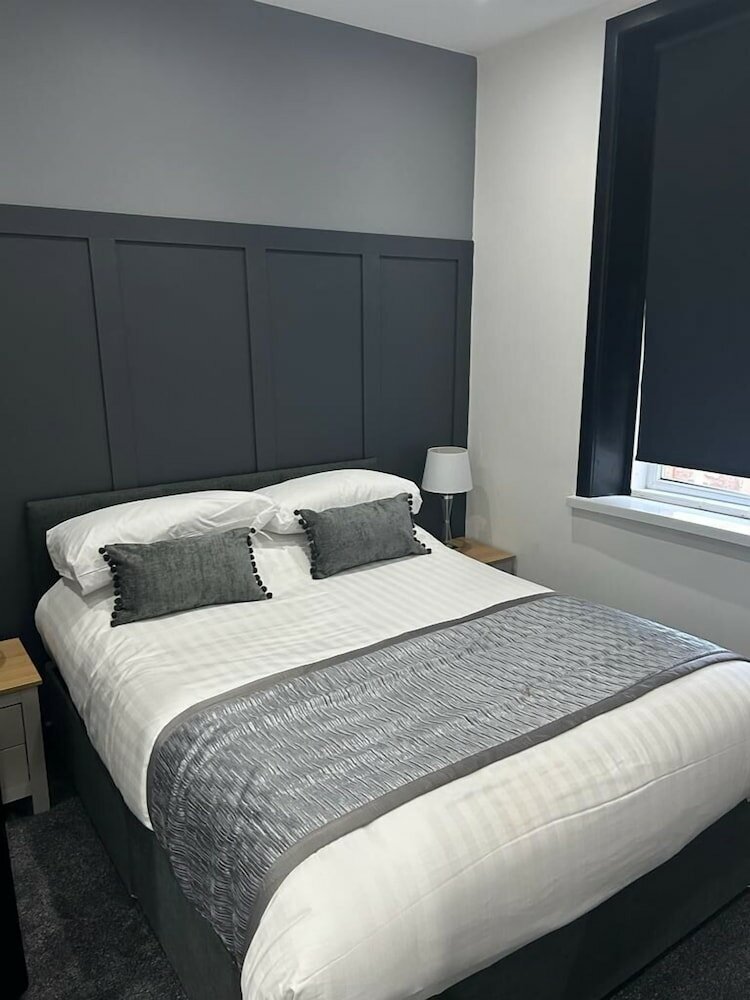 Фото Woodhouse Hotel