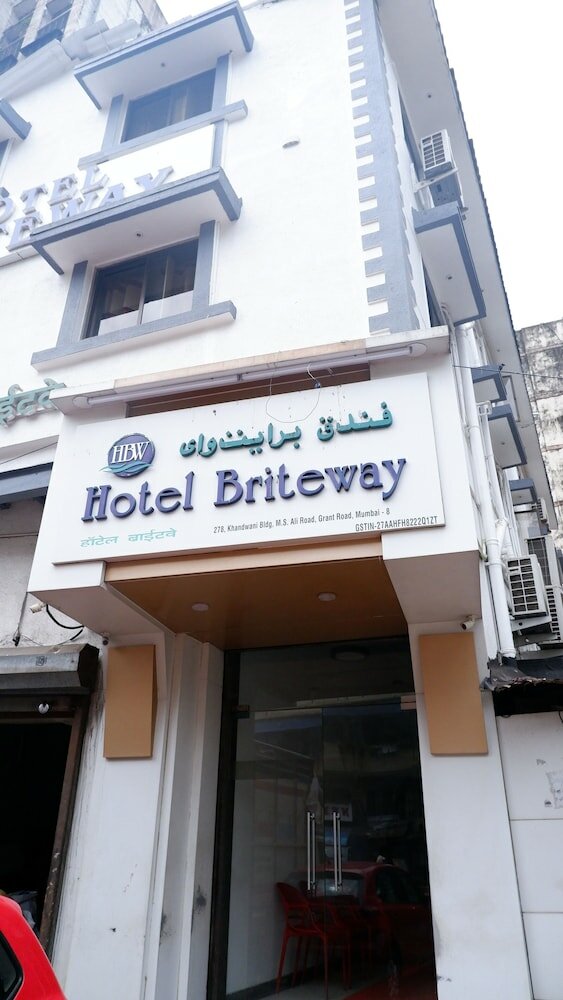 Фото Hotel Briteway