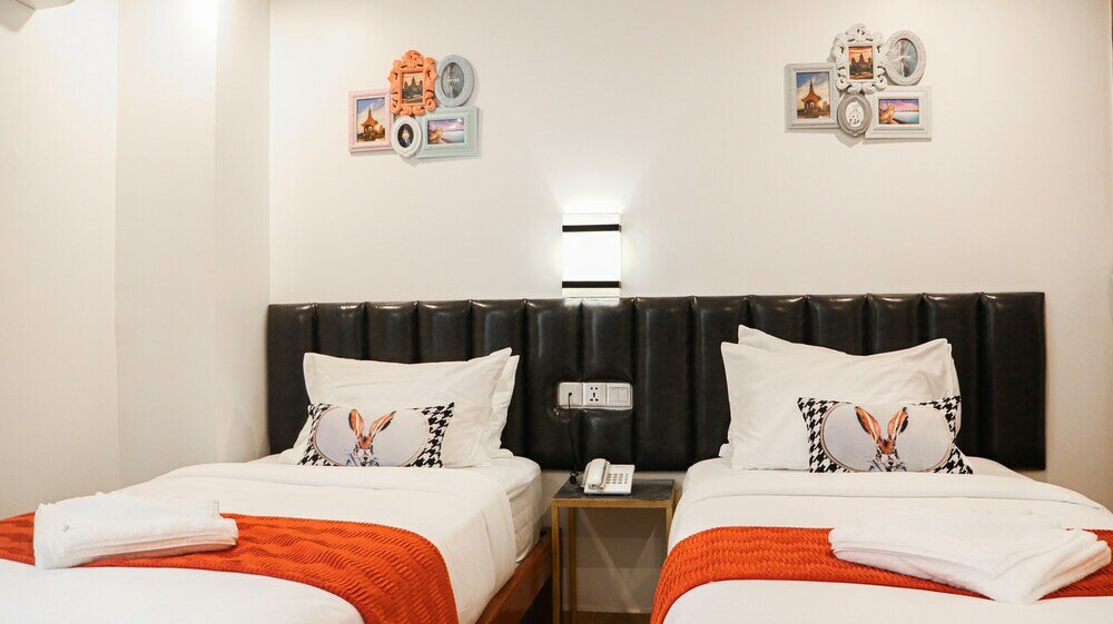 Фото Mettavary Hotel