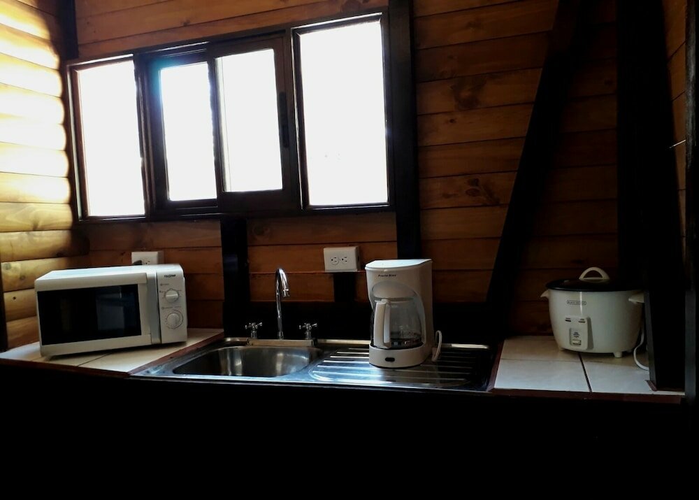 Фото Hotel Cabinas La Playa