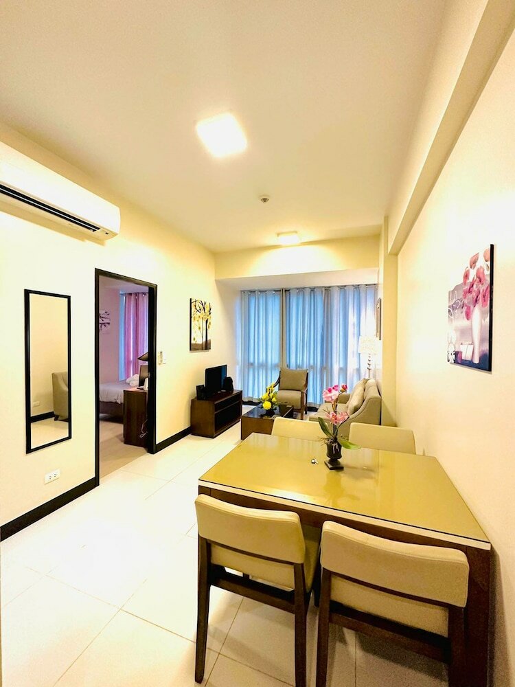 Фото Mactan Newtown C by HiveRooms