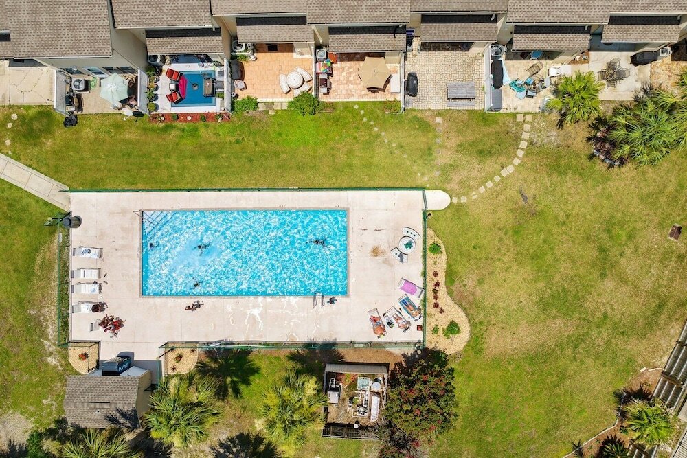 Фото White Sand Condo