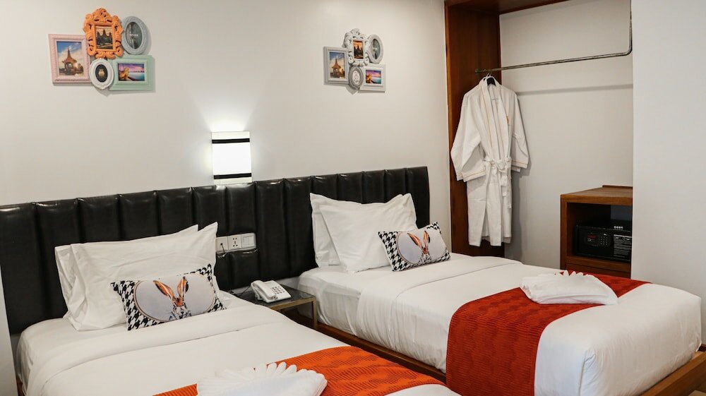 Фото Mettavary Hotel