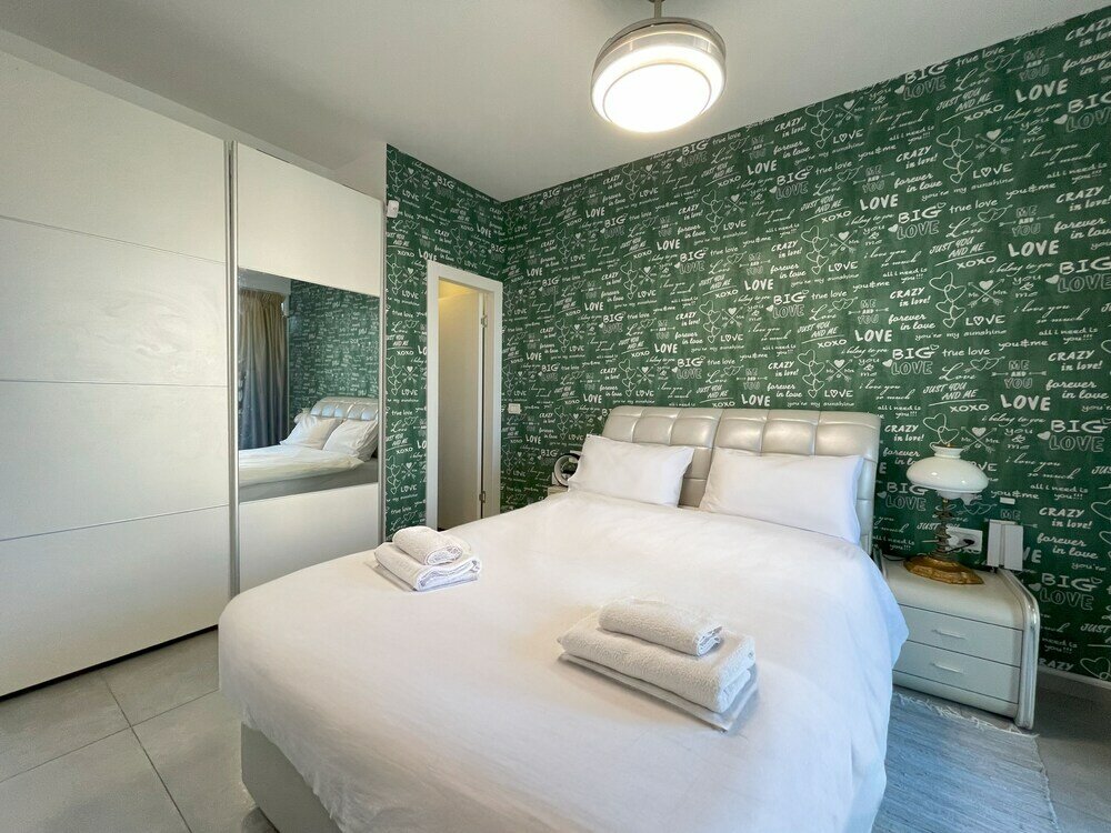 Фото AirTLV - Luxury Apartment Port of Jaffa