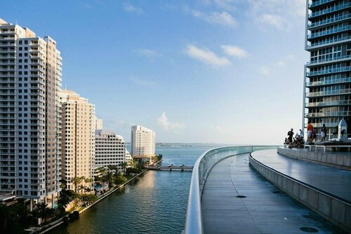 Апартаменты Miami Luxury Condo in Brickell! Free SPA and Gym в Майами