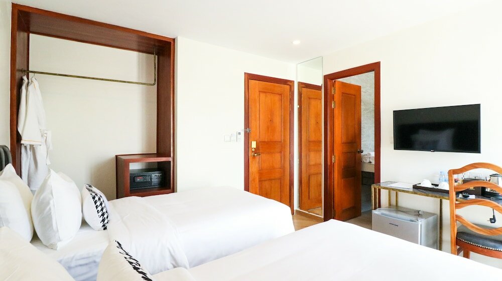 Фото Mettavary Hotel