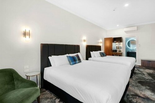 Гостиница St Hugh Hotel Wagga Wagga в Уогга-Уогга