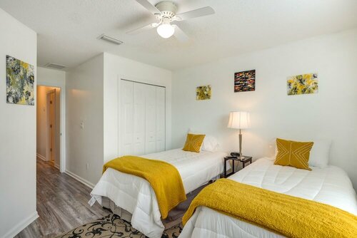 Гостиница Orange Park Townhome Vacation Rental w Patio! в Джэксонвилле