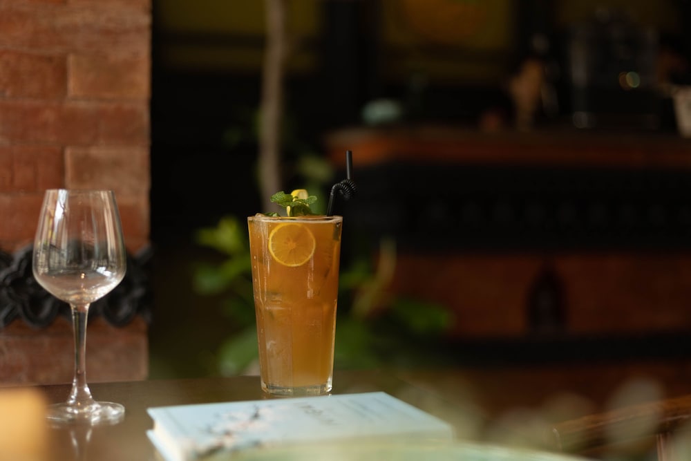 Фото Swarga Heritage Hotel