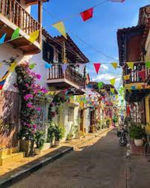 Гостиница Hpt-st Hotel Room In Getsemani With Pool, Breakfast And Wifi в Картахене