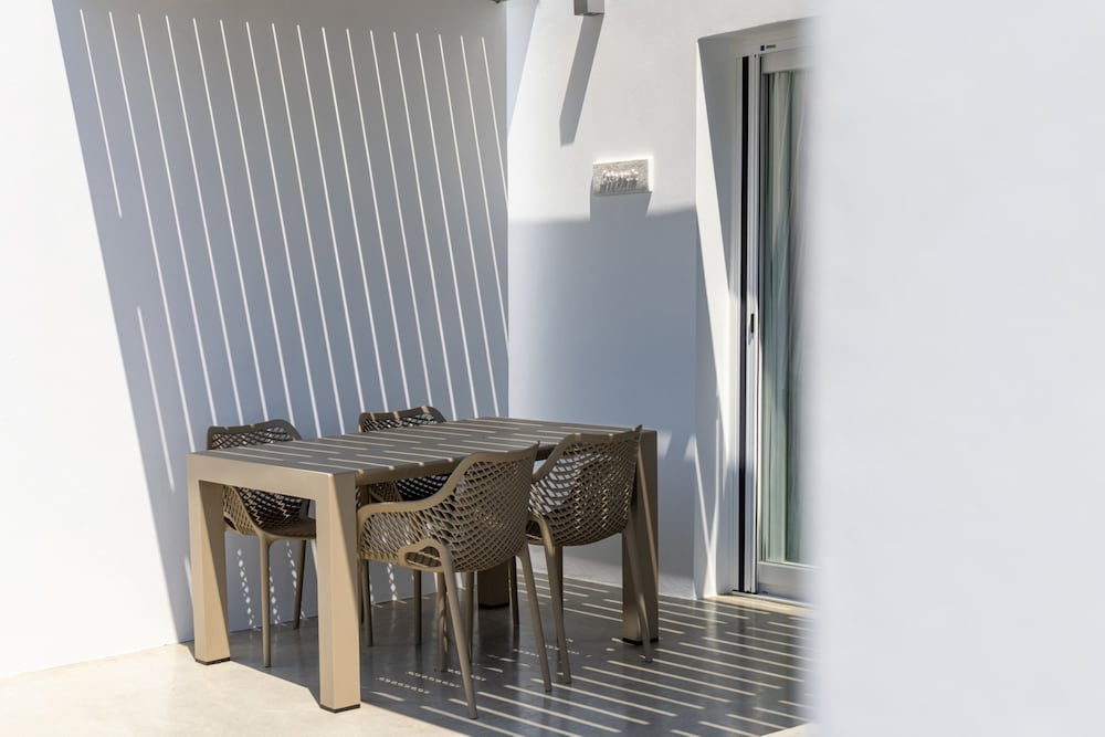 Фото White Holidays Project