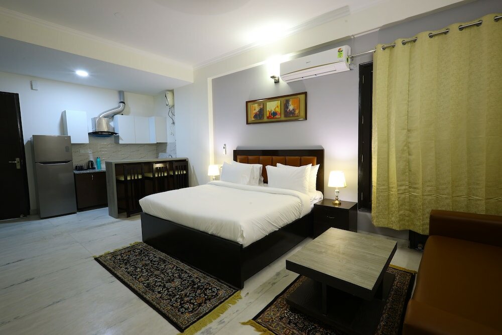 Фото The Ayali Suites & Apartments