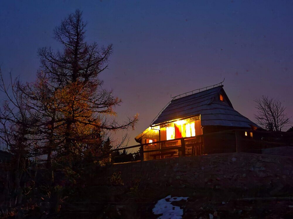 Фото Koča Kronca - Velika planina