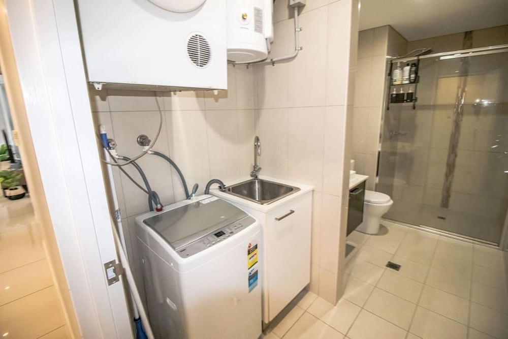 Фото Zen Central Cbd - 3 Bedroom Apartment