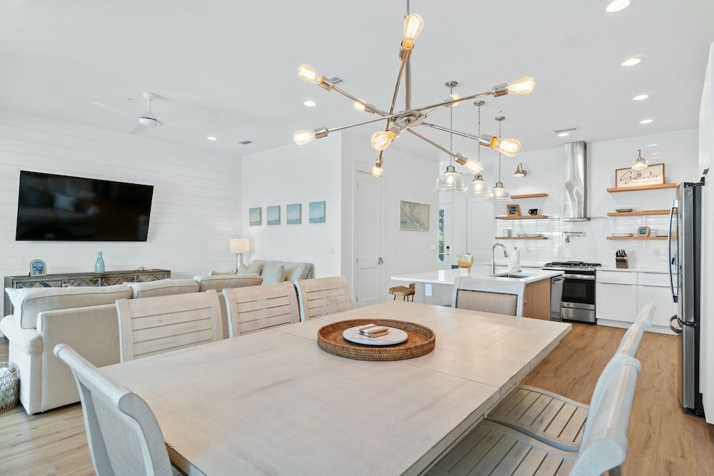 Фото Beach House - Elevated Escape by Phg