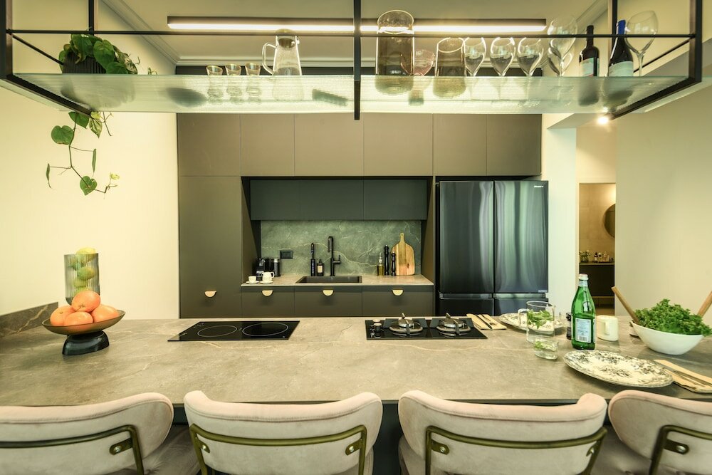 Фото Sophisticated Tel Aviv Retreat 1br Apt