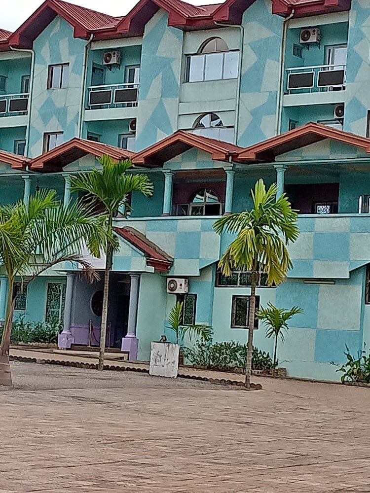 Фото отеля 3