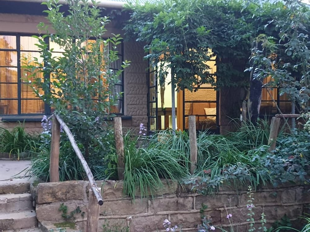 Фото Oban Historical Guest Farm