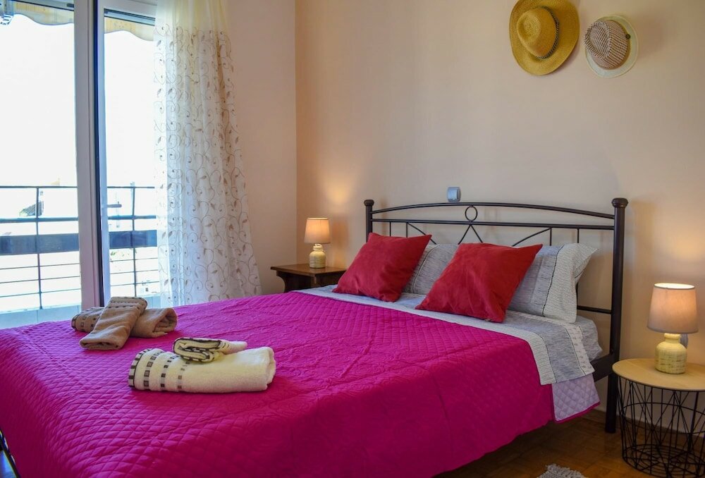 Фото Cozy Flat Main Square 10min To The Sea