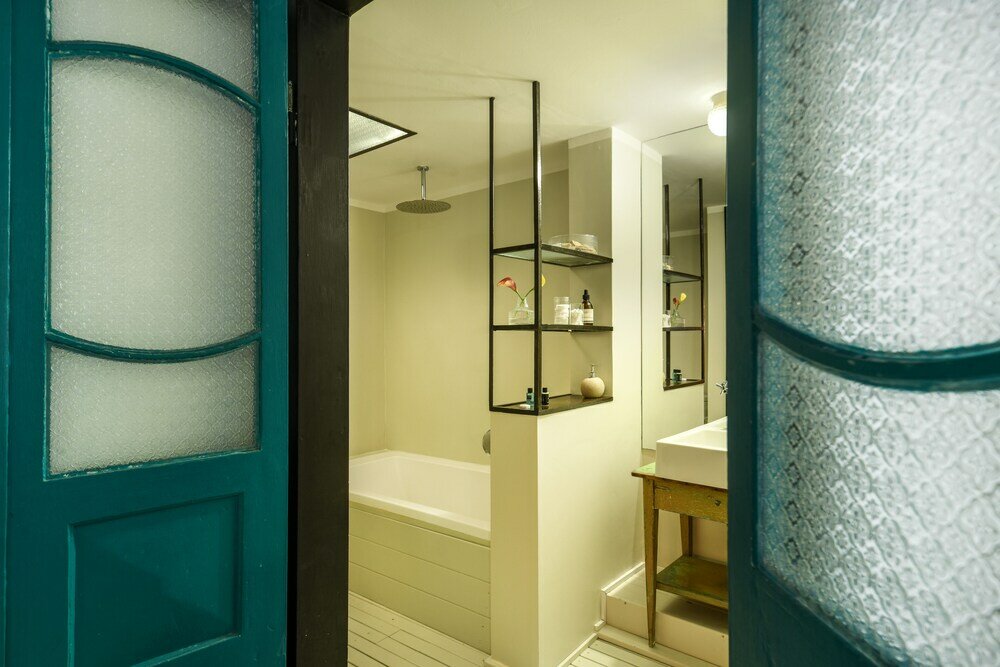 Фото Unique and Spacious 2br Apt with Terrace