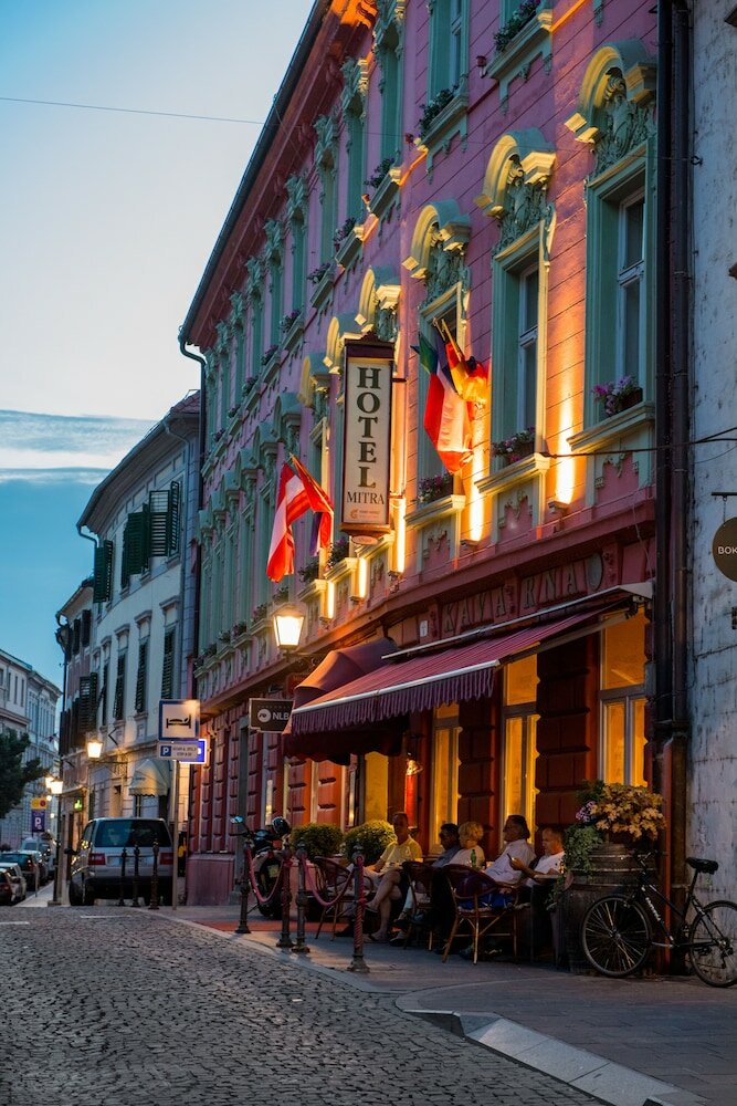 Фото Hotel Mitra