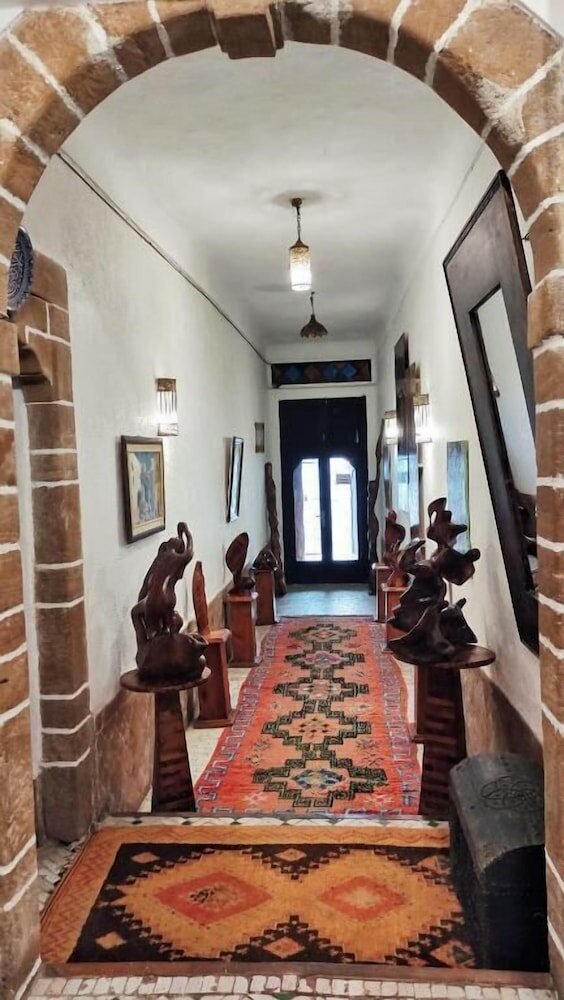 Фото Hotel Riad Dar El Qdima