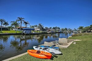 Гостиница Canalfront Home w Dock: Swim, Golf & Explore!