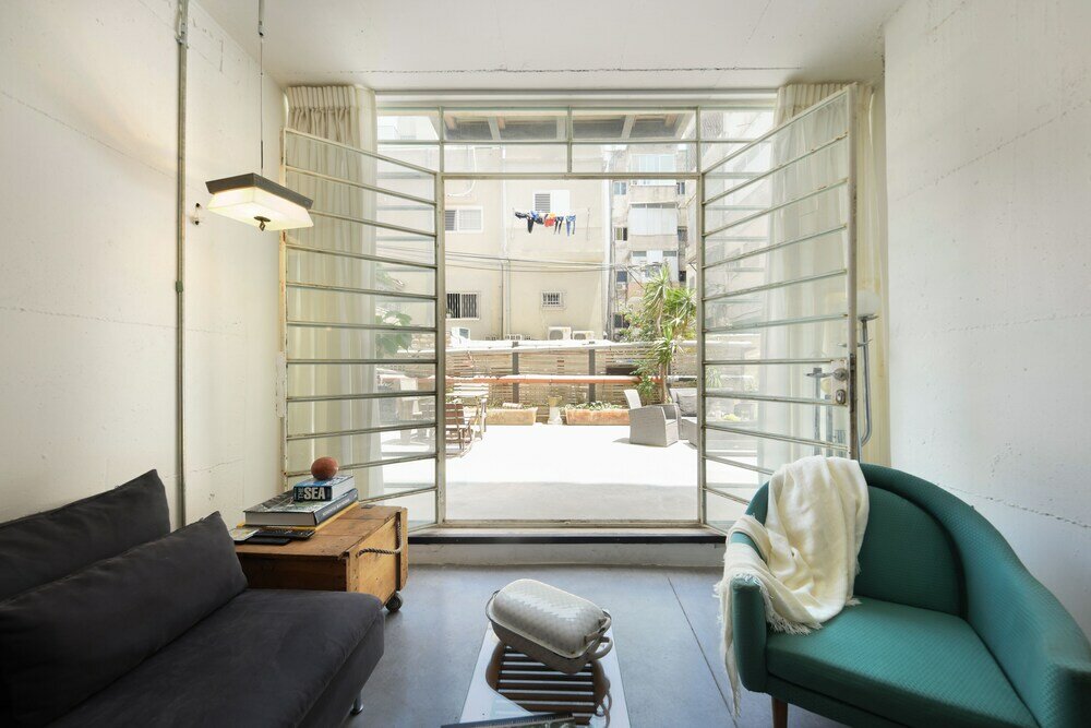 Фото Unique and Spacious 2br Apt with Terrace