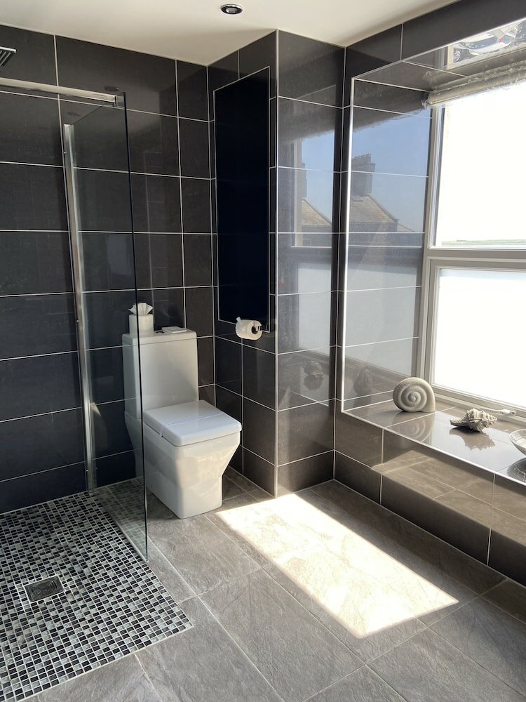 Фото Halvard Apartments at Castletown