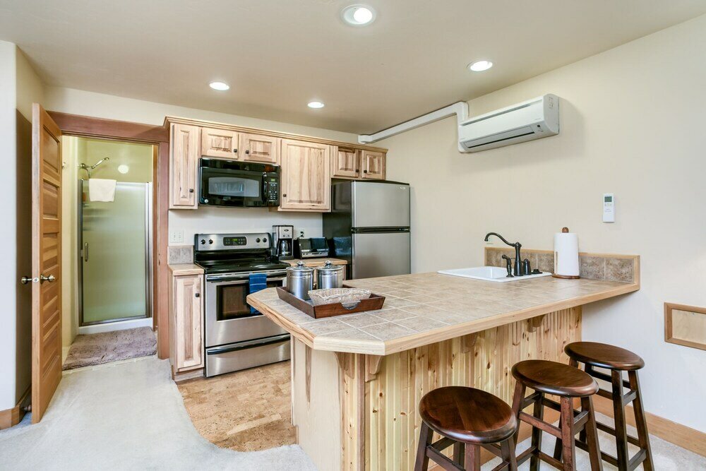 Фото A Cowslip's Belle Inn