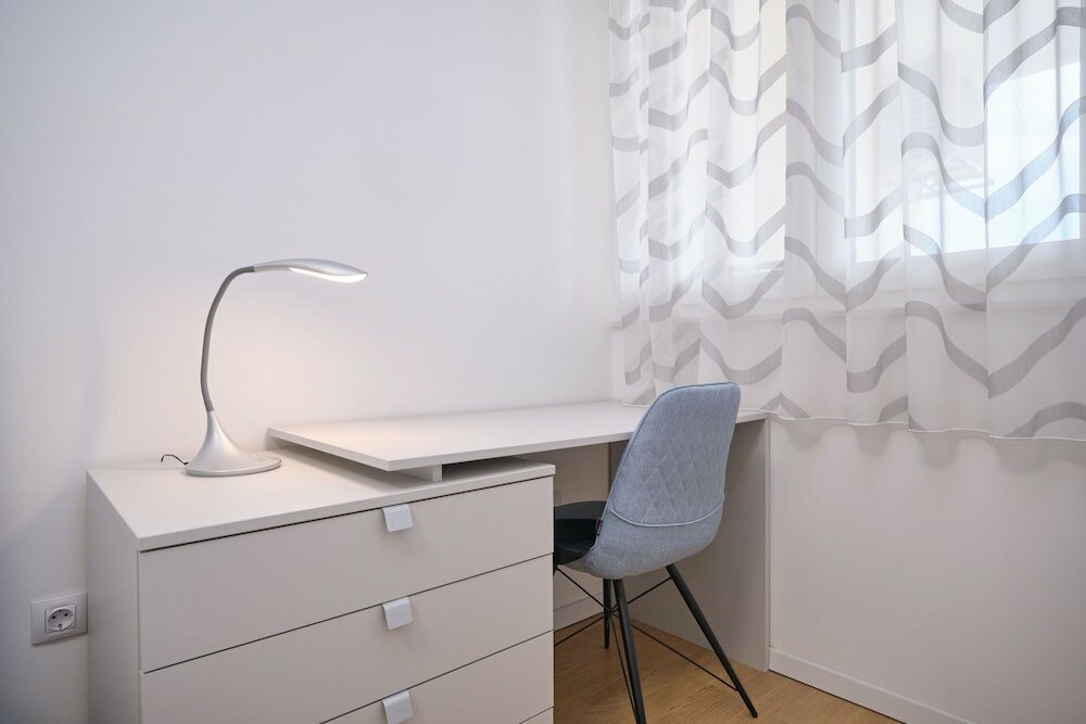 Фото Modern City Apartment