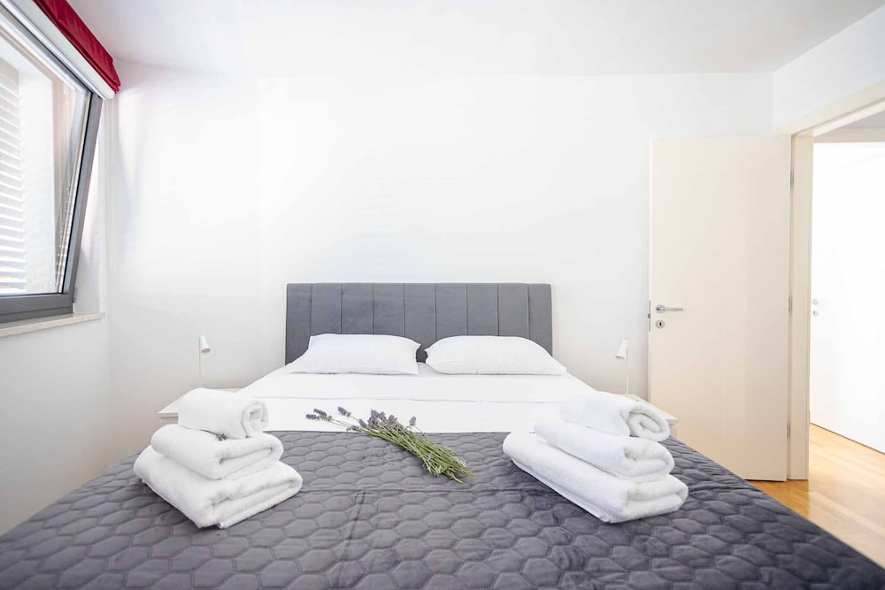 Фото SolStar Apartment