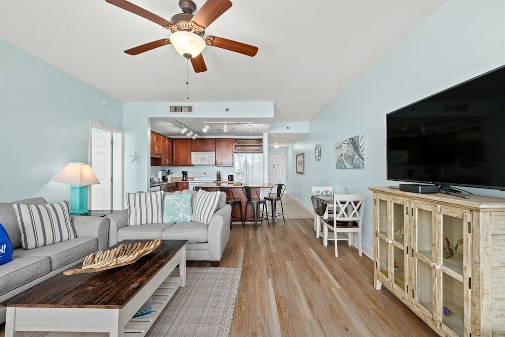 Фото Laketown Wharf 624 - Catch The Breeze