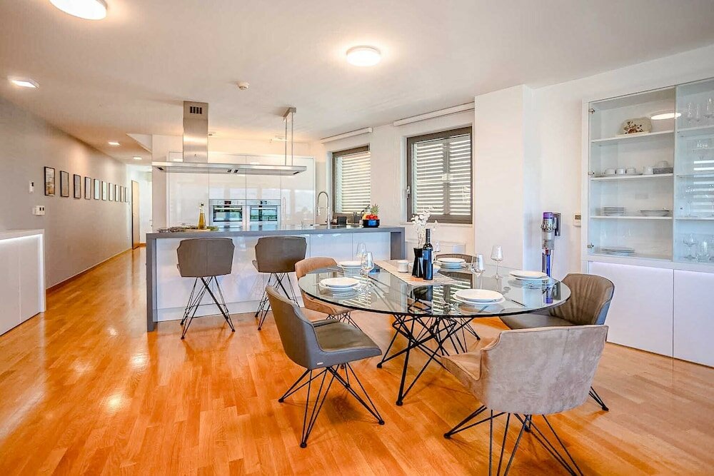 Фото SolStar Apartment