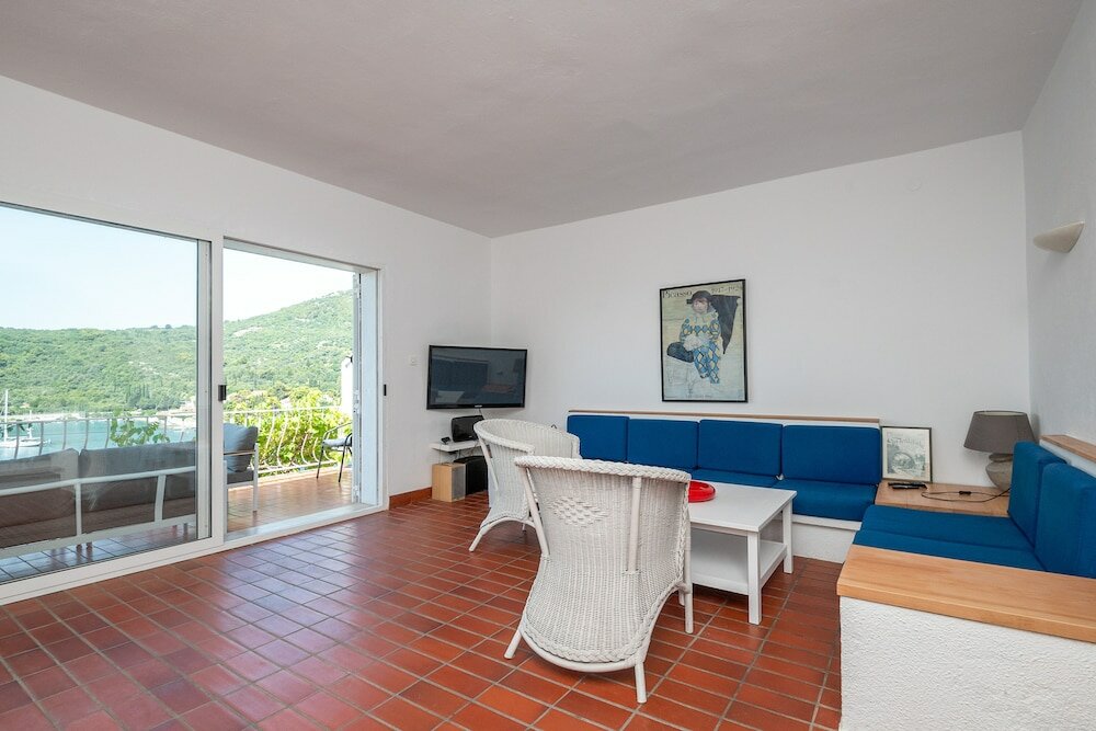 Фото Holiday Home Zaton