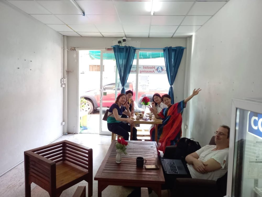 Фото Sleep with me hostel