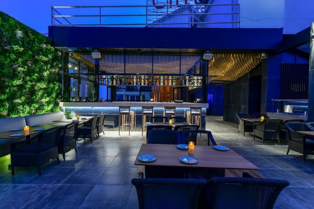 Фото Regenta Place Raysons Kolhapur