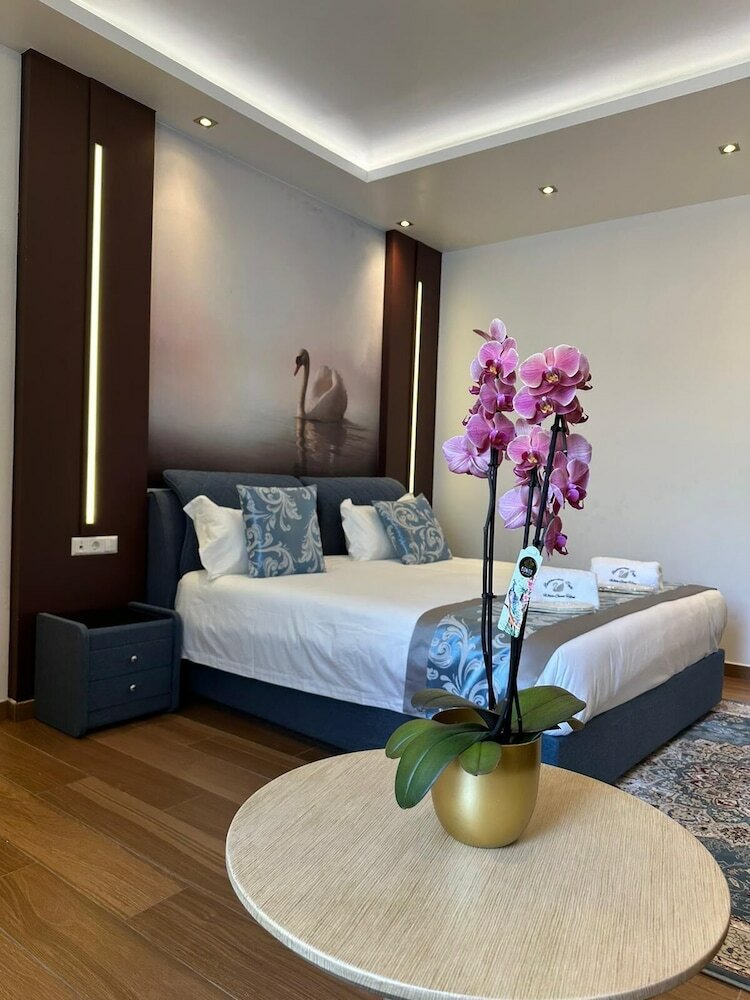 Фото Hotel white swan