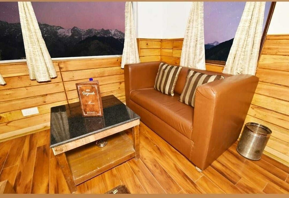 Фото Hotel Divyansh by Vrb Hotels