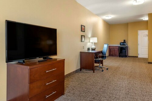 Гостиница Comfort Suites Montgomery East Monticello Dr в Монтгомери