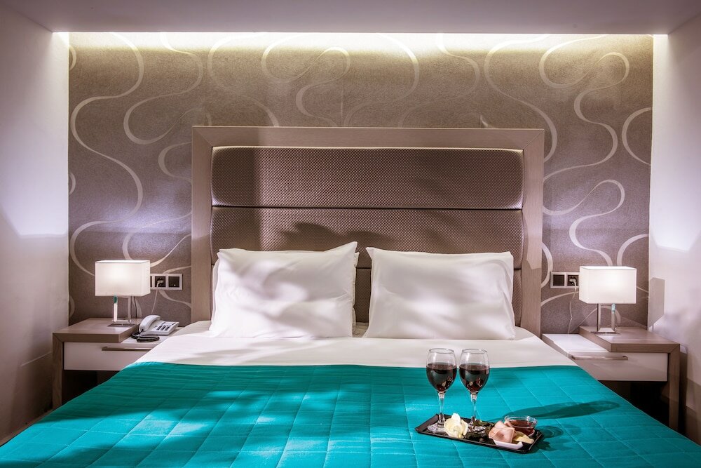 Фото Happy Cretan Suites