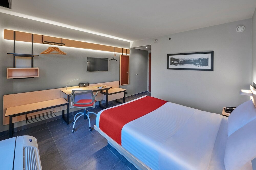 Фото City Express by Marriott Tampico