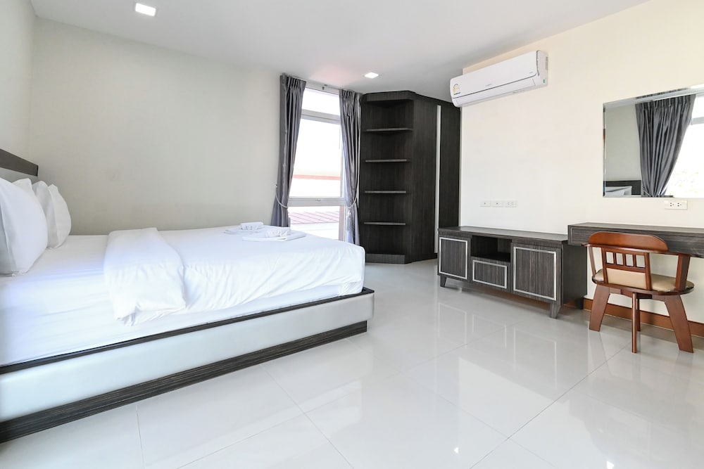 Фото Golden Sea Pool Villa Hua Hin